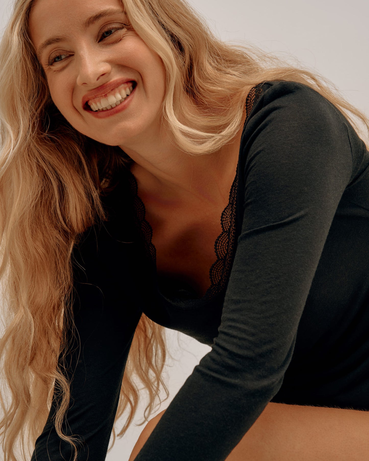 Modal & Cashmere Lace Neckline Top