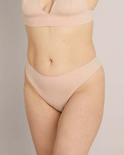 tanga invisible