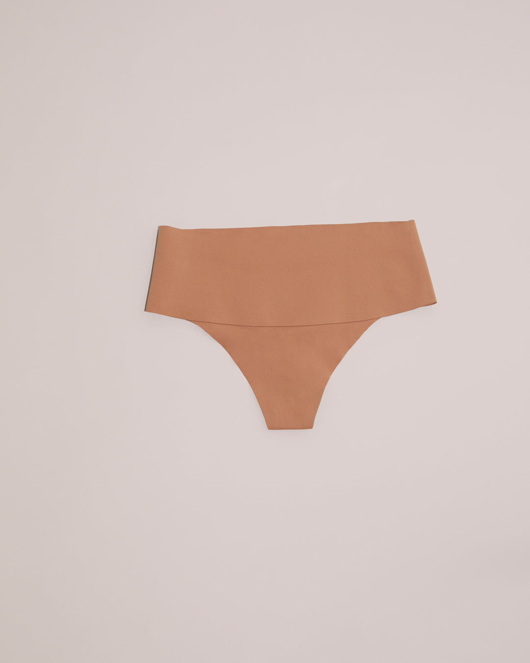 Le Tanga Sculptant