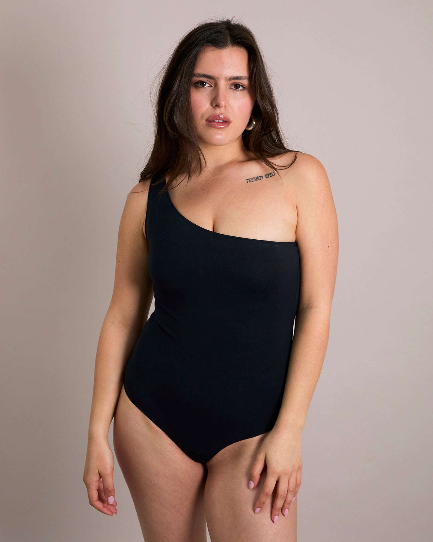 Asymmetrical Plumping Body