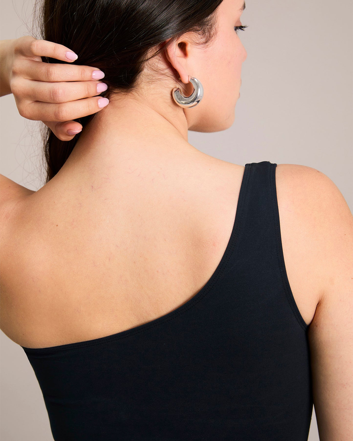Asymmetrical Plumping Body