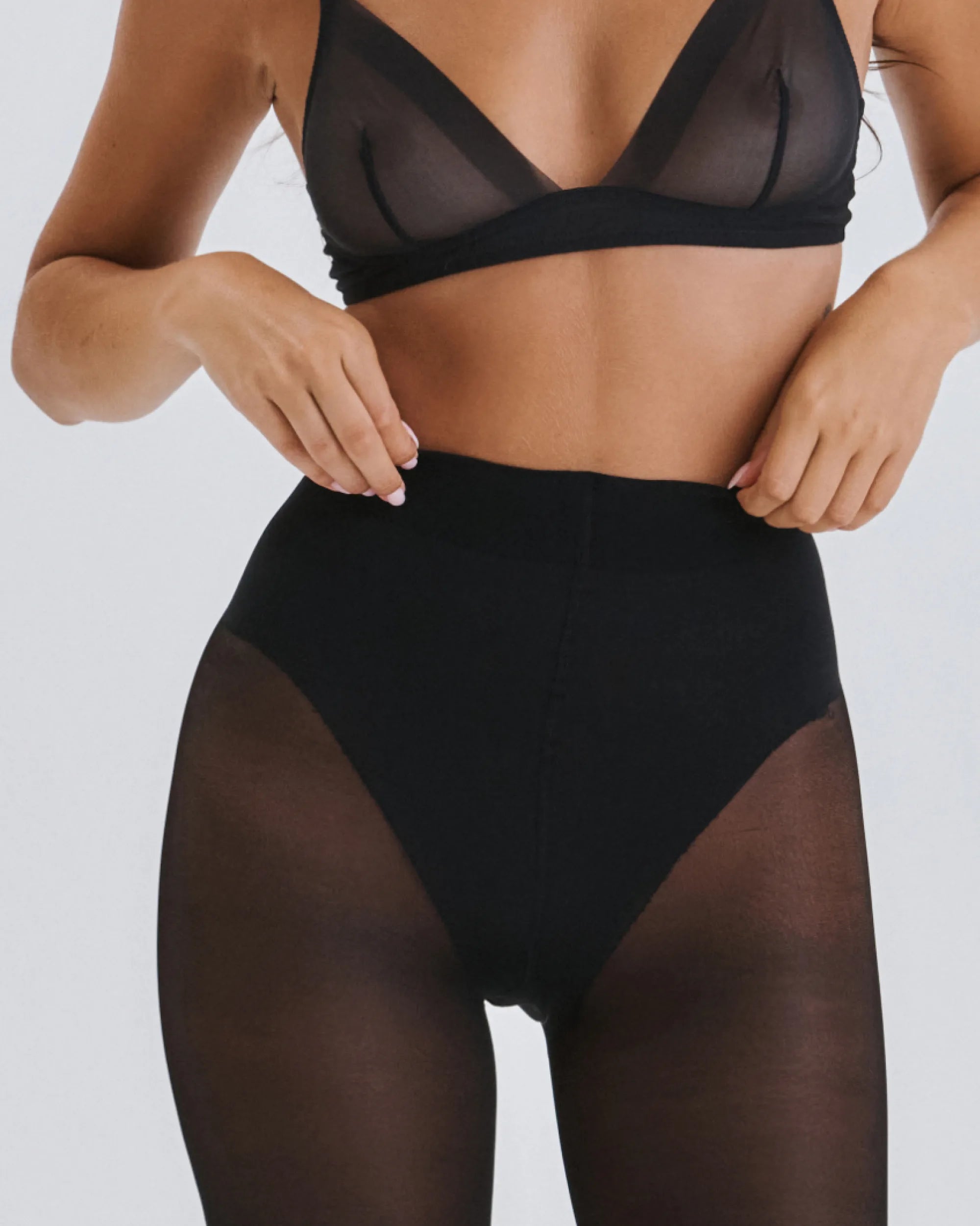 Sculpting Bikini Tights - Dark 40D