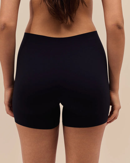 Short Invisible The Lift - Dark