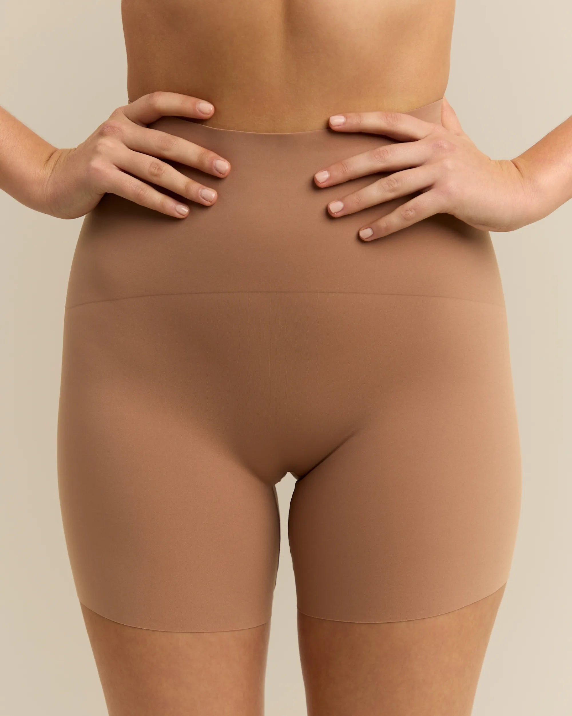 Sculpting Shorty - Nude
